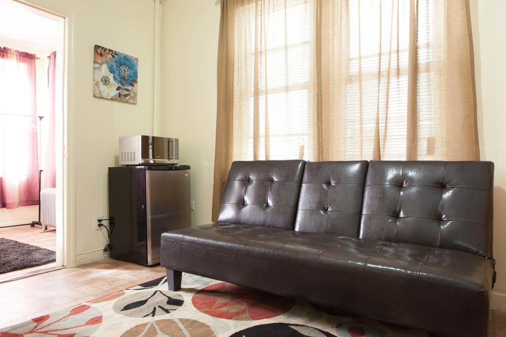 Studio, One And Two Bedroom Apartments - Bronx นิวยอร์ก ภายนอก รูปภาพ