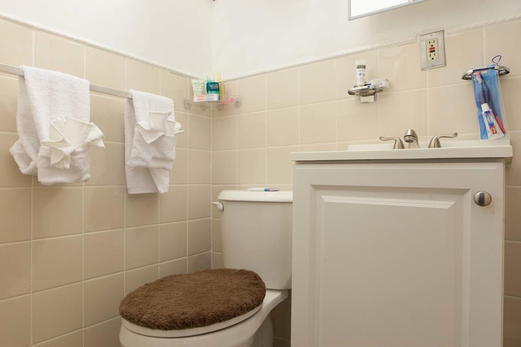 Studio, One And Two Bedroom Apartments - Bronx นิวยอร์ก ภายนอก รูปภาพ